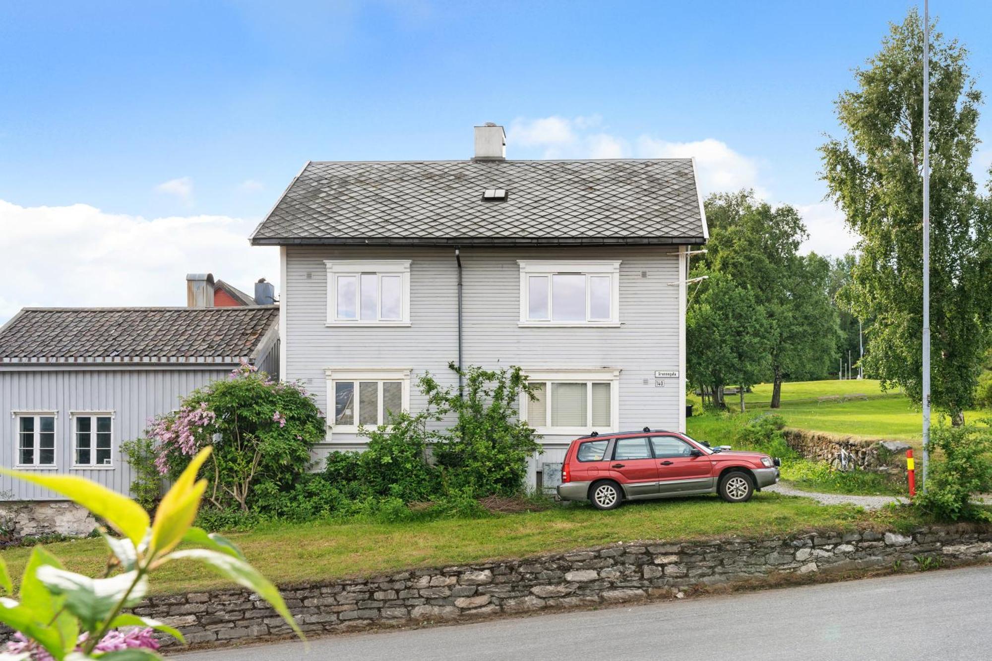 Arctic Homes - Historical Tromso House With View Ngoại thất bức ảnh